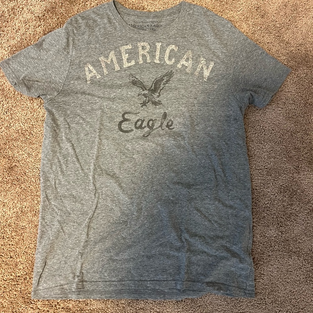 AEO tshirt size L